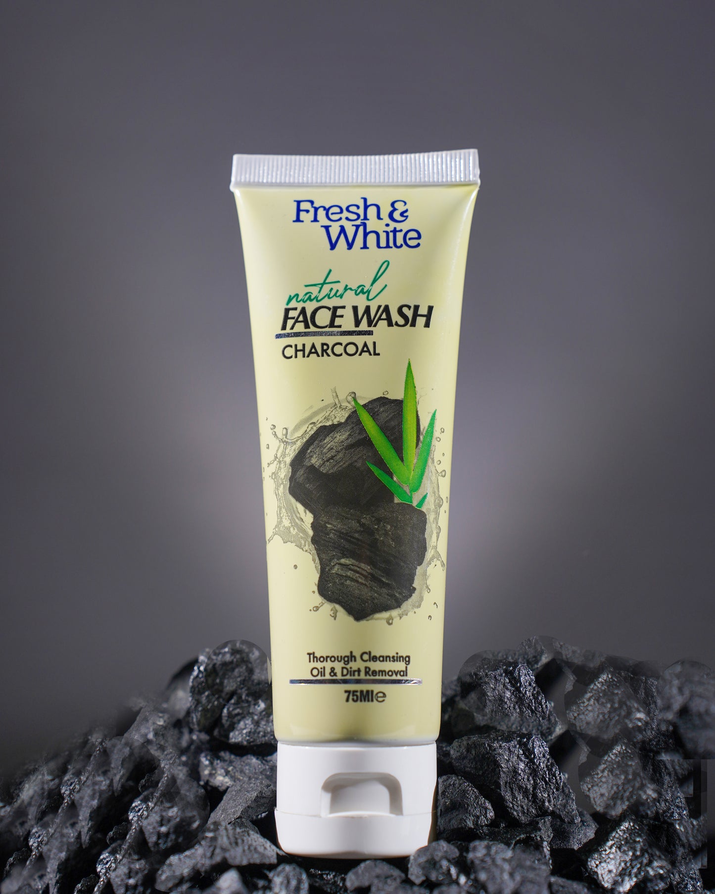 Fresh & White Face Wash – Charcoal Detox